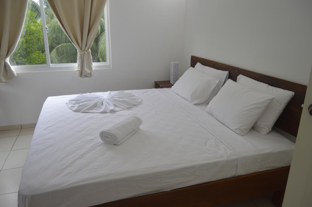 Chez Payet Airport Guesthouse Pointe La Rue Extérieur photo
