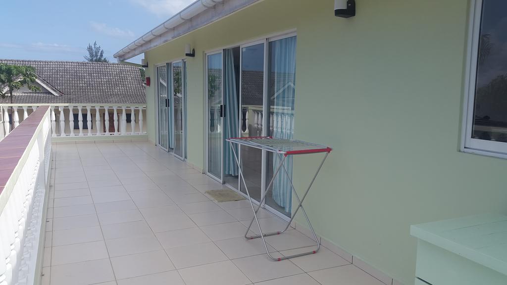 Chez Payet Airport Guesthouse Pointe La Rue Extérieur photo
